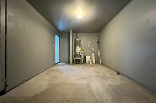 607 Ogilvie St, Houston, TX 77017 - Photo 27