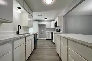 607 Ogilvie St, Houston, TX 77017 - Photo 9