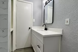 607 Ogilvie St, Houston, TX 77017 - Photo 19