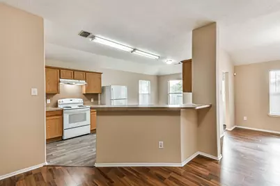 2746 Trinity Glen Lane, Houston, TX 77047 - Photo 11