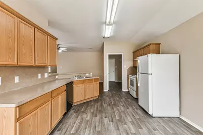 2746 Trinity Glen Lane, Houston, TX 77047 - Photo 5