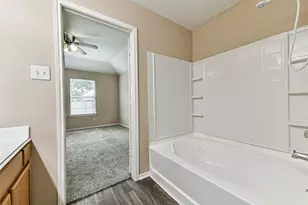 2746 Trinity Glen Ln, Houston, TX 77047 - Photo 23