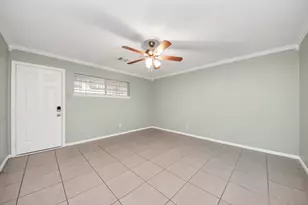 44 Tri Oaks Ln, Houston, TX 77043 - Photo 13