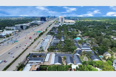 44 Tri Oaks Lane #44, Houston, TX 77043 - Photo 23
