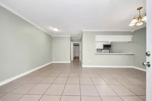 44 Tri Oaks Ln, Houston, TX 77043 - Photo 3