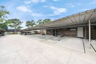 44 Tri Oaks Ln, Houston, TX 77043 - Photo 19
