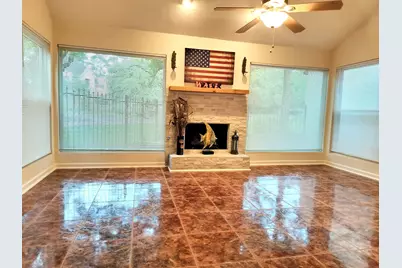 20313 Sunny Shores Drive #B, Humble, TX 77346 - Photo 11