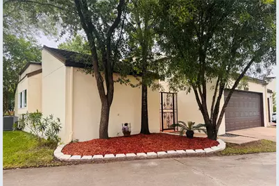 20313 Sunny Shores Drive #B, Humble, TX 77346 - Photo 5