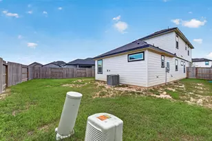 304 Palero Path, Brookshire, TX 77423 - Photo 47