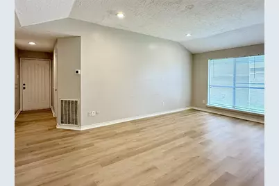 9551 Saffolk Punch Drive, Houston, TX 77065 - Photo 3