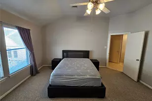 1271 W 17th St, Houston, TX 77008 - Photo 15