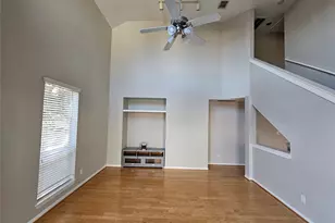 1271 W 17th St, Houston, TX 77008 - Photo 9