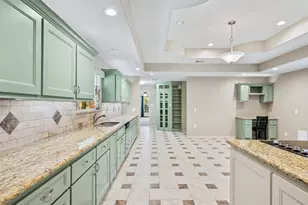 2004 Northshore Dr, Conroe, TX 77304 - Photo 5