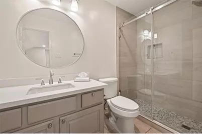 5831 Val Verde Street, Houston, TX 77057 - Photo 13