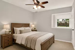 9710 Bob White Dr, Houston, TX 77096 - Photo 19