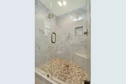 9710 Bob White Drive, Houston, TX 77096 - Photo 17