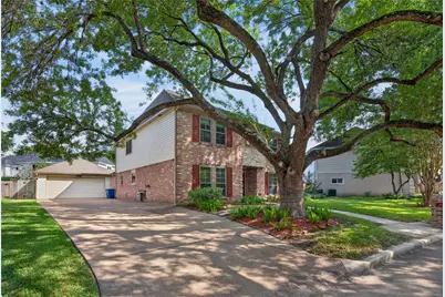 931 Fleetwood Place Drive, Houston, TX 77079 - Photo 3