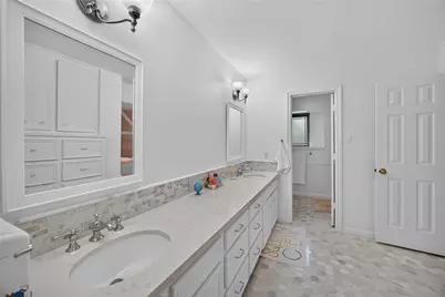 931 Fleetwood Place Drive, Houston, TX 77079 - Photo 29