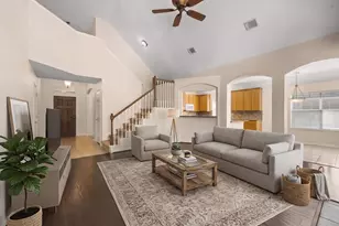78 E Hobbit Glen Dr, Conroe, TX 77384 - Photo 3