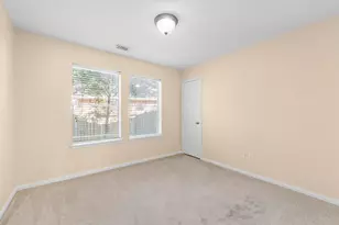 78 E Hobbit Glen Dr, Conroe, TX 77384 - Photo 29