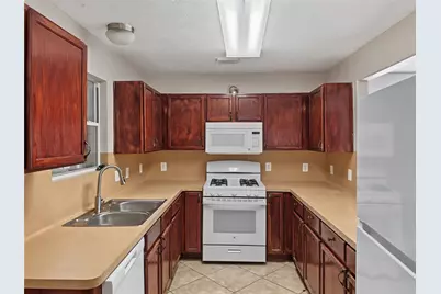 19323 Cypress Peak Lane, Katy, TX 77449 - Photo 9