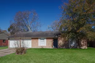 4430 Grapevine St, Houston, TX 77045 - Photo 11