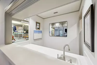 5 Lochtyne Circle, Houston, TX 77024 - Photo 13