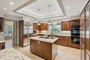 5 Lochtyne Cir, Houston, TX 77024 - Photo 9