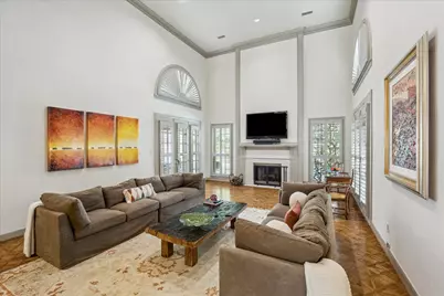 5 Lochtyne Circle, Houston, TX 77024 - Photo 11