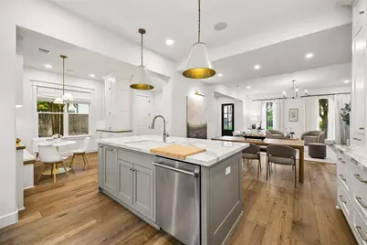 2031 Sheridan Street #A, Houston, TX 77030 - Photo 9