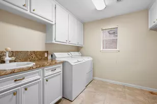 7 Wellesley Dr, Conroe, TX 77304 - Photo 23