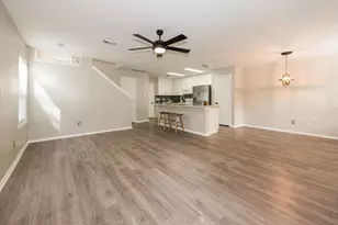 42 Musgrove Pl, The Woodlands, TX 77382 - Photo 13
