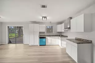 602 Reverse St, Conroe, TX 77301 - Photo 7