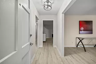 1607 Buescher Dr, Houston, TX 77043 - Photo 3