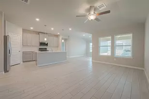 331 Hbr Frst Ln, Montgomery, TX 77316 - Photo 7