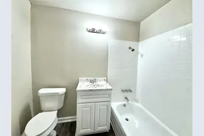1756 W Main Street #22, Houston, TX 77098 - Photo 5