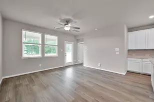 213 Harper Ridge Dr, Montgomery, TX 77316 - Photo 11