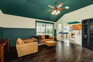 3210 Deer Trail Dr, Alvin, TX 77511 - Photo 7