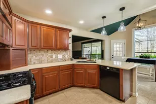 3210 Deer Trail Dr, Alvin, TX 77511 - Photo 11