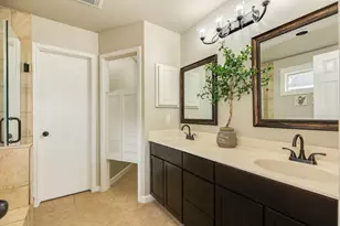 3210 Deer Trail Dr, Alvin, TX 77511 - Photo 17