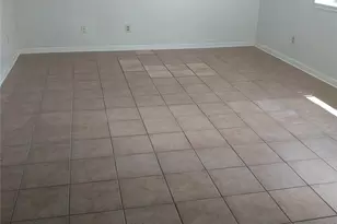 9810 Rockcrest Dr, Houston, TX 77041 - Photo 3