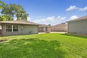 4310 Tonawanda Dr, Houston, TX 77035 - Photo 27