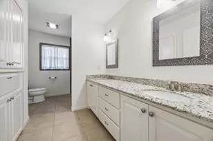4310 Tonawanda Dr, Houston, TX 77035 - Photo 21