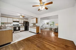 5539 Jessamine St, Houston, TX 77081 - Photo 9