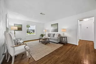 5539 Jessamine St, Houston, TX 77081 - Photo 5