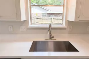 311 Fir Ridge Dr, Houston, TX 77336 - Photo 7