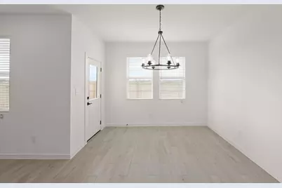 7815 Jade Crest Dr, Angleton, TX 77515 - Photo 11