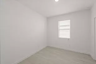 7815 Jade Crst Dr, Angleton, TX 77515 - Photo 19