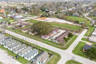 3121 Brewster St, Houston, TX 77026 - Photo 3