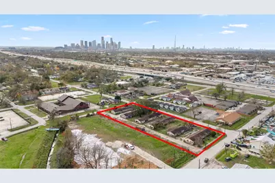 3121 Brewster Street, Houston, TX 77026 - Photo 1
